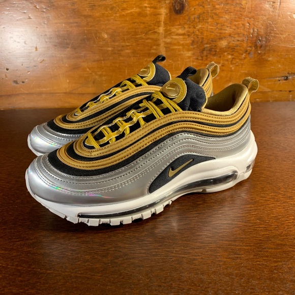 Nike Shoes - Nike Women’s Air Max 97 SE